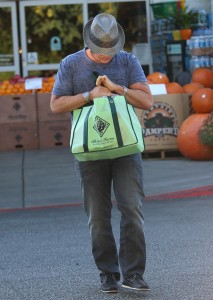 Chaz Bono does some grocery shopping