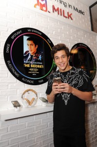 Austin Mahone Celebrates Debut EP With Fans At Samsung Galaxy Studio In NYC