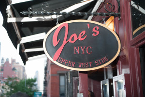Joe's Bar NYC,upper west side,70's inspired bar,new york gossip gal