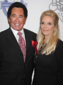 30th Annual Great Sports Legends Dinner_The Buoniconti Fund_Cure Paralysis_Waldorf Astoria_Wayne Newton_Kathleen Newton_new york gossip gal