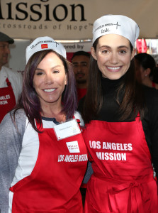 Los Angeles Mission_Thanksgiving Meal for the Homeless_Melissa Rivers, Emmy Rossum_new york gossip gal