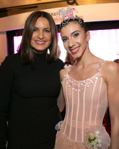 Mariska Hargitay_dancer Ashley Hod_the Nutcracker Family Benefit_new york gossip gal