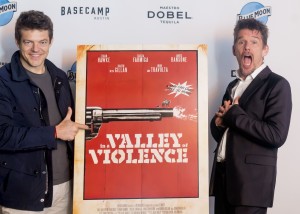 ethan hawke_jason blum_in a valley of violence_new york gossip gal_SXSW