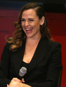 Jennifer Garner_MOMS hosts MAMARAZZI_hearst Tower_new york gossip gal