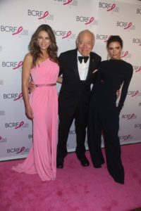 Leonard lauder_Victoria Beckham_Elizabeth Hurley_Breast Cancer Research Foundation's Hot Pink Party_ring: Elizabeth Hurley, Victoria Beckham, Leonard Lauder_new york gossip gal