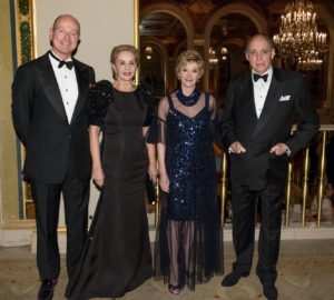 casita maria fiesta 2017_plaza hotel_new york gossip galJacqueline Weld Drake_Prince Dimitri of Yugoslavia_Carolina Herrera_Reinaldo Herrera