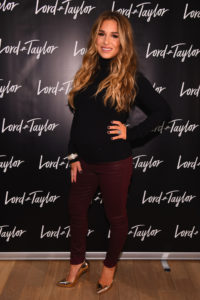 jessie james decker_lord & taylor window unveiling_eric decker_new york gossip gal