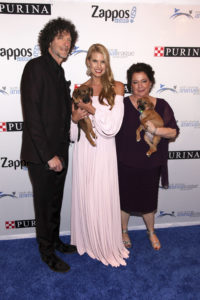 North Shore Animal League America_Howard Stern_Beth Stern_Joanne Yohannan_new york gossip gal_long island bulldog rescue