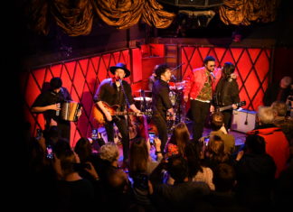 Shaggy's Surprise Performance in Celebration of Rockwood Music Hall's 15th Anniversary,new york gossip gal